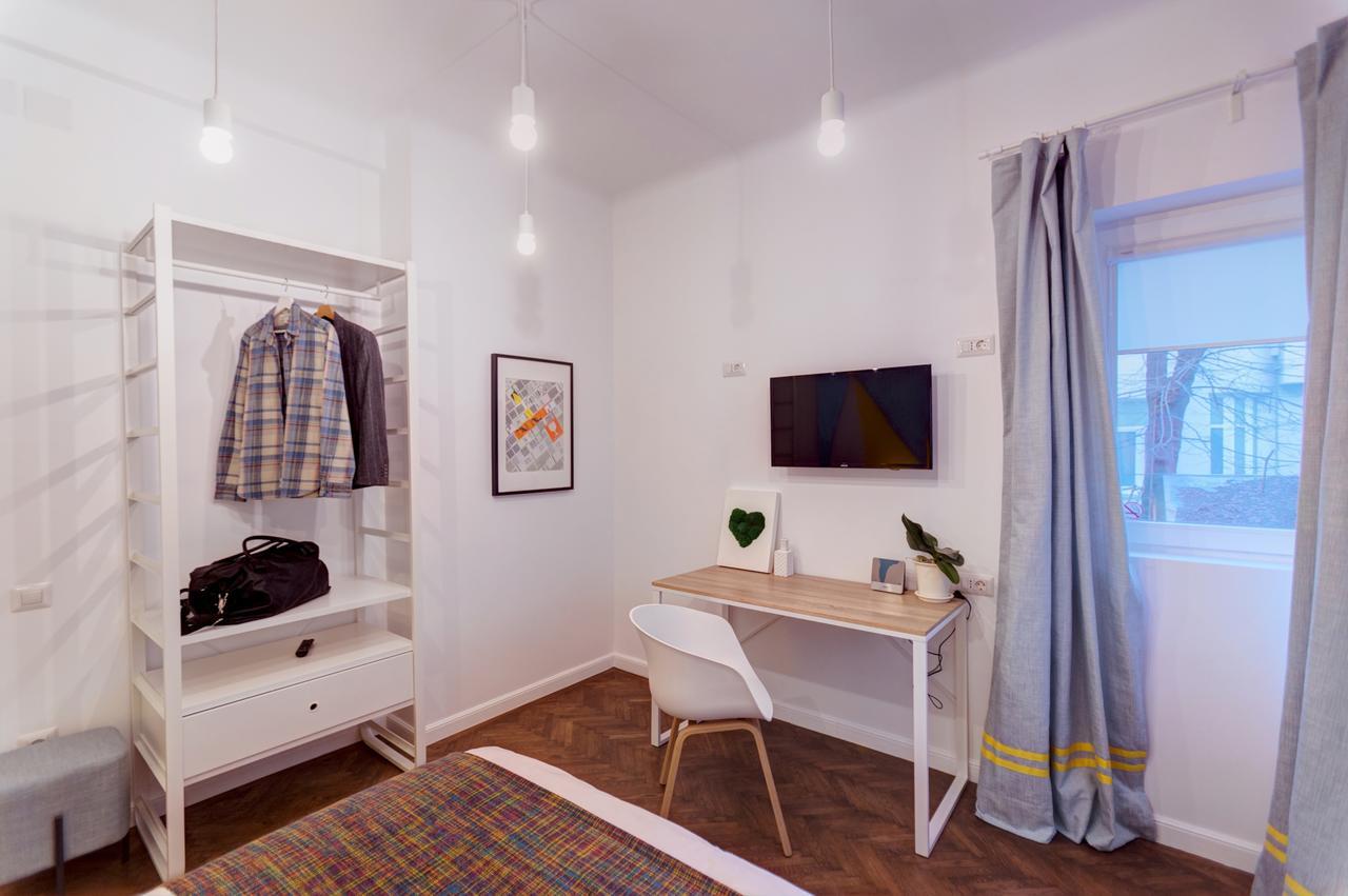 First Hostel Bükreş Dış mekan fotoğraf